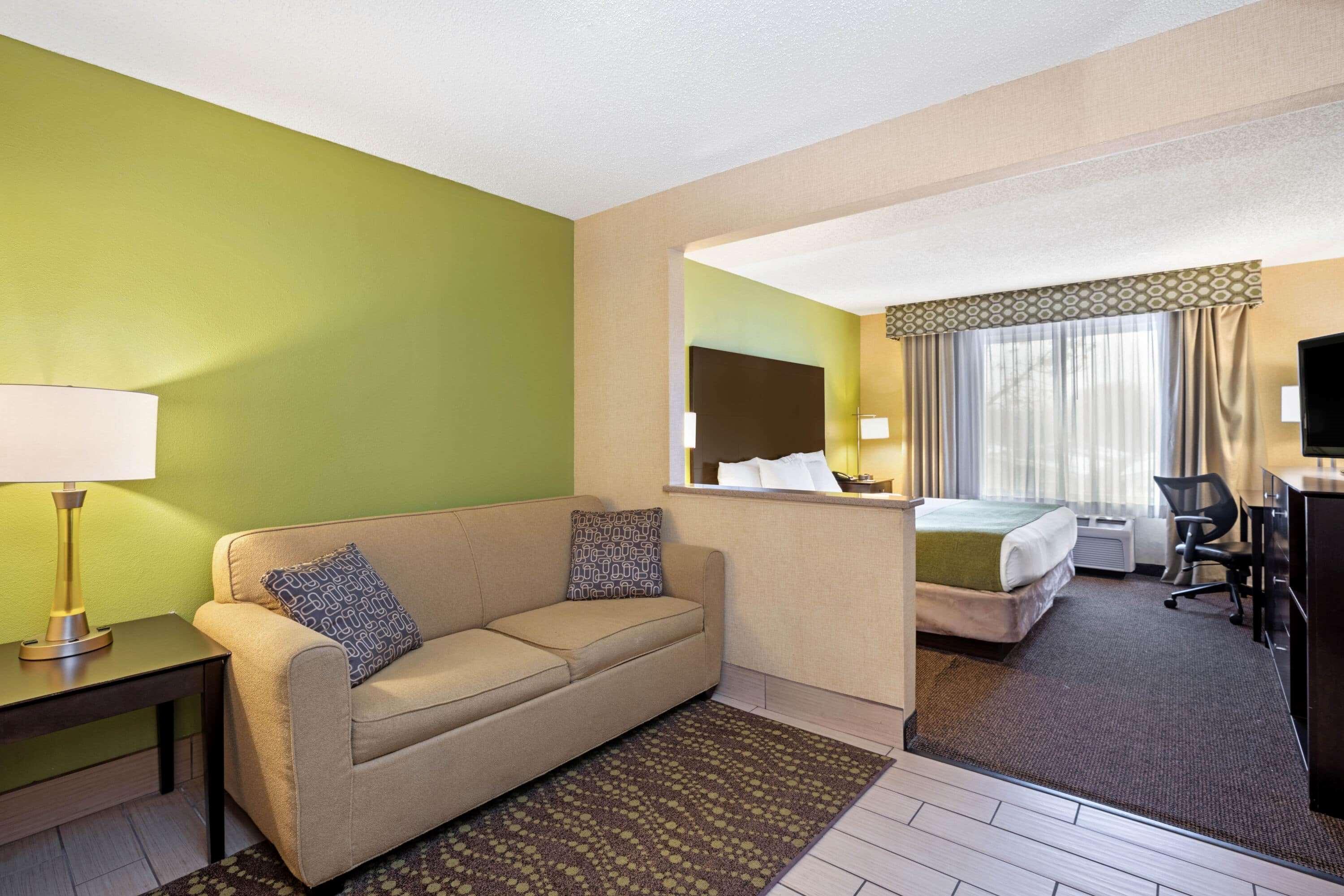 La Quinta By Wyndham Airport